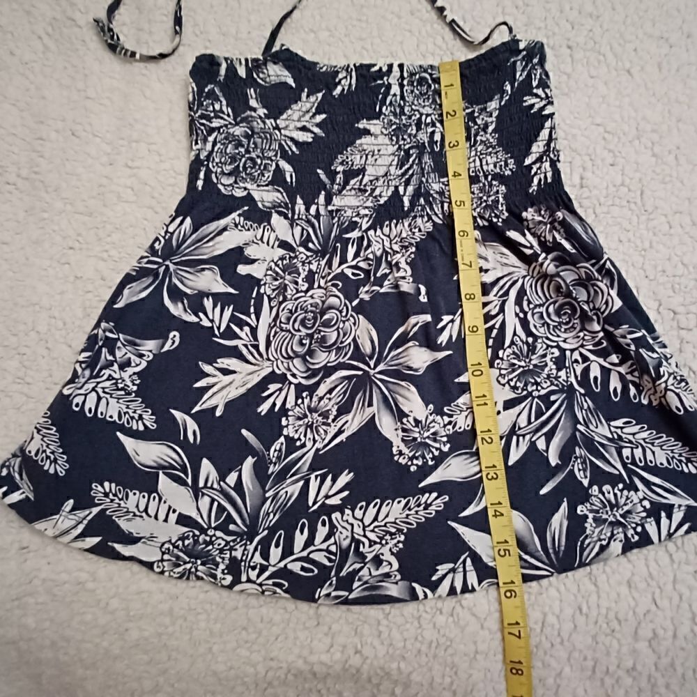 LOGG By H&M Navy blue floral top Size S - Picture 3 of 4